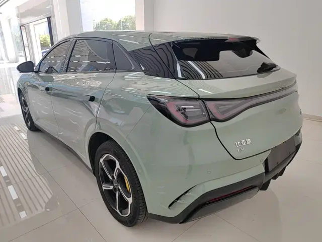 BYD Seal 06 GT — Фото автомобиля 4