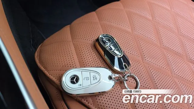 Mercedes-Benz S-Class — Фото автомобиля 15