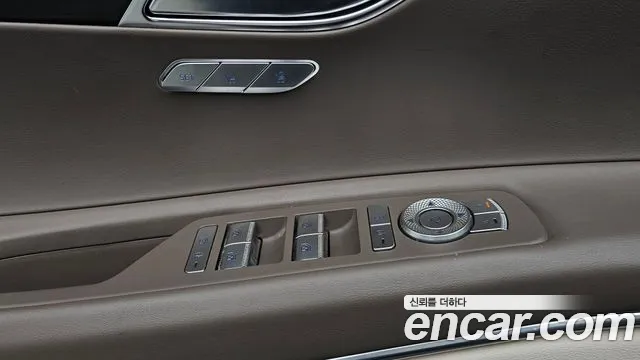 Genesis GV80 — Фото автомобиля 27