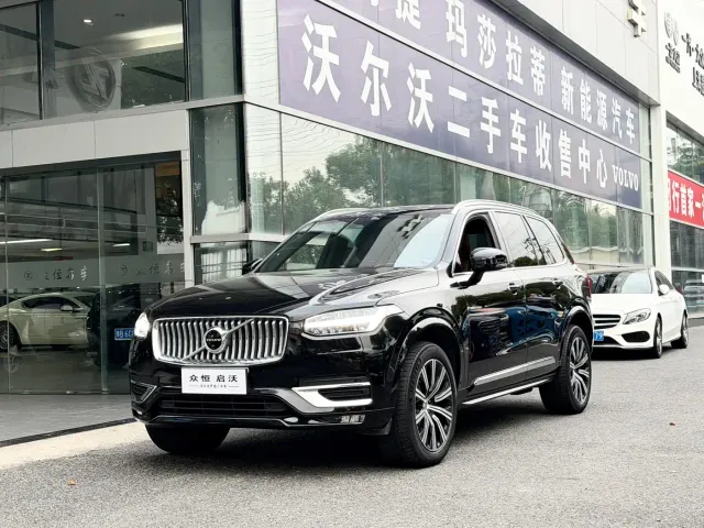 Фотография автомобиля — Volvo XC90