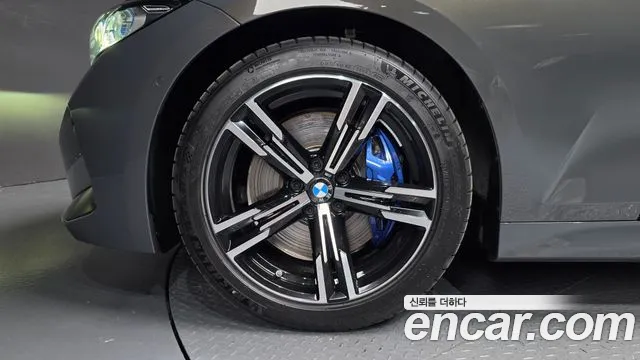 BMW 3-Series 3 серия (G20) 320i M Sport — Фото автомобиля 4
