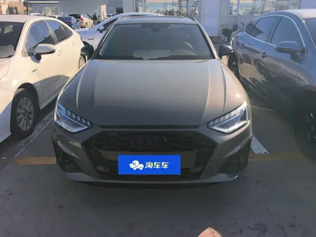 Audi A4 — Фото автомобиля 2