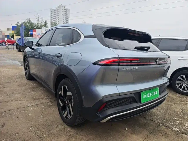 Baojun Yunhai — Фото автомобиля 4