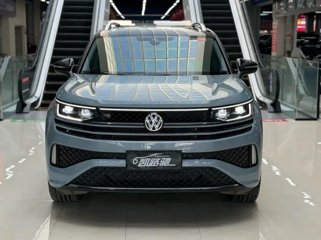 Volkswagen Talagon — Фото автомобиля 2