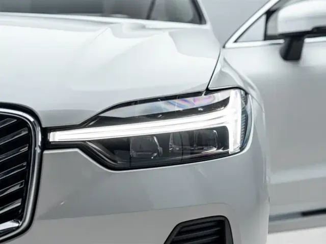 Volvo XC60 — Фото автомобиля 17