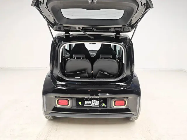 Baojun KiWi EV — Фото автомобиля 13