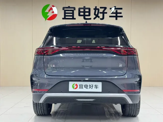 BYD Tang — Фото автомобиля 5