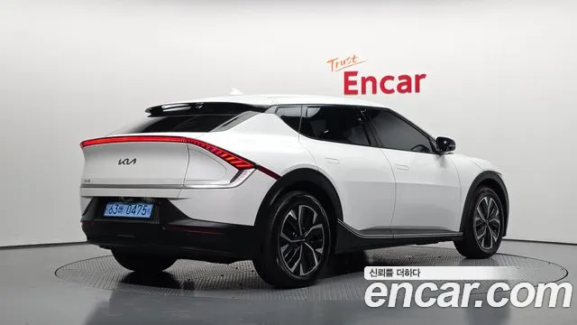 Kia EV6 — Фото автомобиля 2