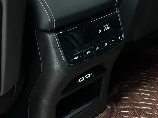 GAC Trumpchi GS8 — Фото автомобиля 28