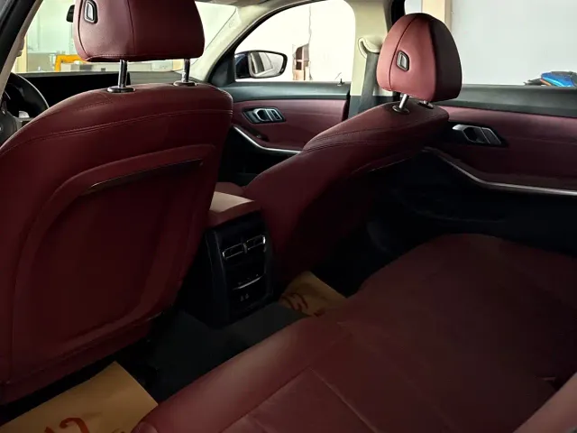 BMW 3 Series — Фото автомобиля 6
