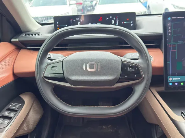 Changan Qiyuan A05 — Фото автомобиля 7