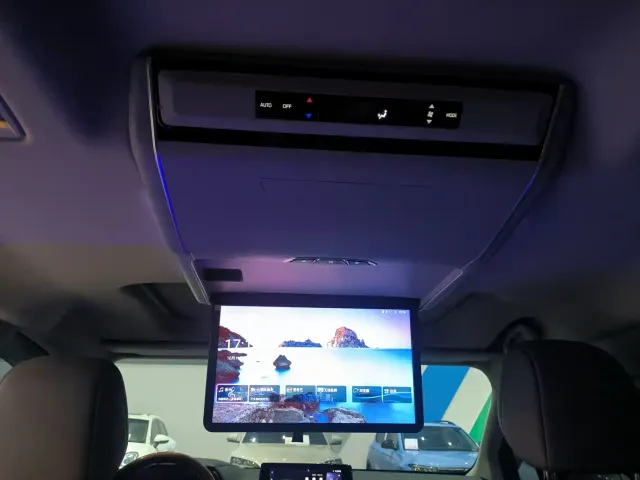 Toyota Granvia — Фото автомобиля 8