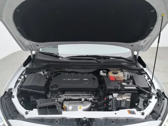 Chevrolet Monza — Фото автомобиля 6