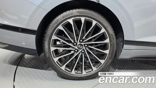 Hyundai Grandeur GN7 — Фото автомобиля 5