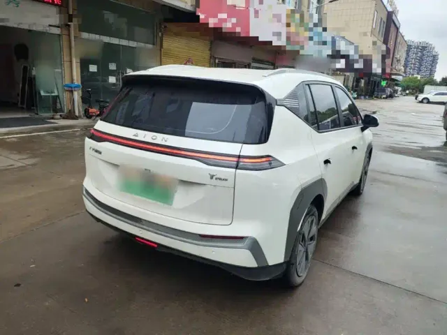 GAC Aion Y — Фото автомобиля 6