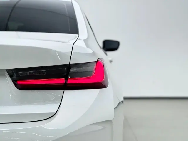 BMW i3 — Фото автомобиля 16