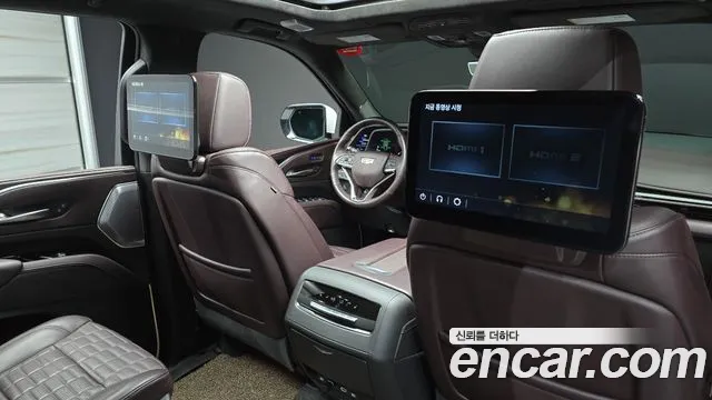 Cadillac Escalade Escalade 5 поколение — Фото автомобиля 26
