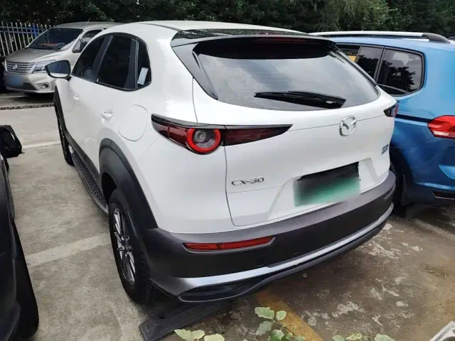 Mazda CX-30 EV — Фото автомобиля 4