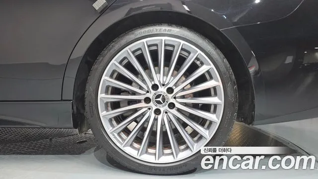 Mercedes-Benz C-Class W206 — Фото автомобиля 20