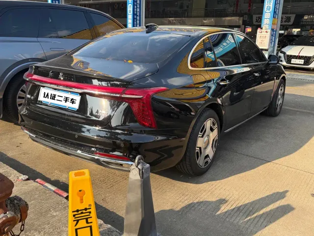 Hongqi H5 — Фото автомобиля 3