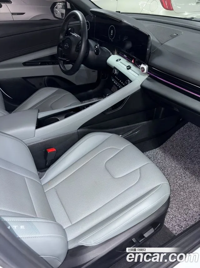 Hyundai Avante — Фото автомобиля 10