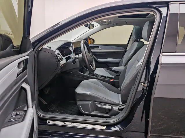 Volkswagen Lavida — Фото автомобиля 14