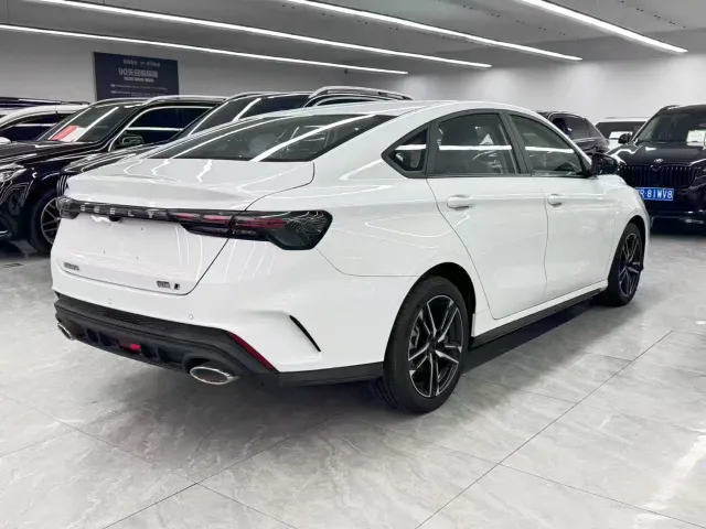 Geely Binrui — Фото автомобиля 6