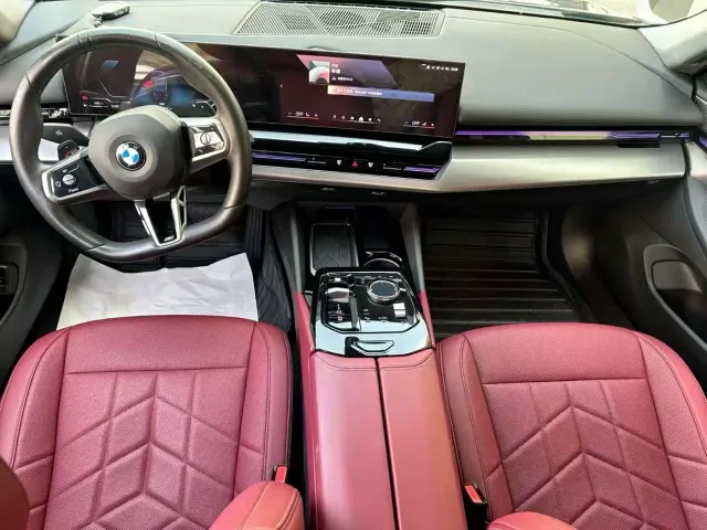 BMW 5 Series — Фото автомобиля 6