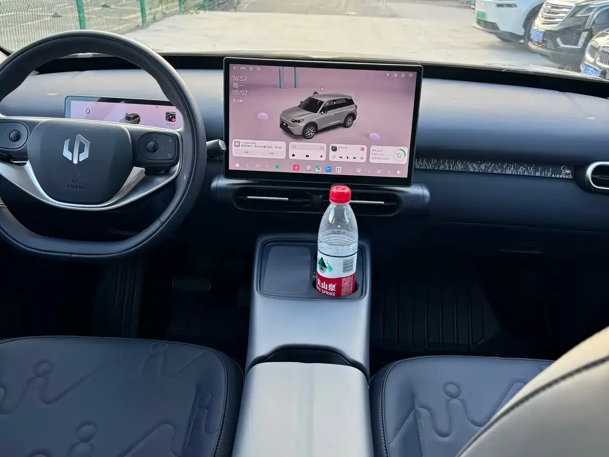 Leapmotor Leapmotor A10 — Фото автомобиля 12