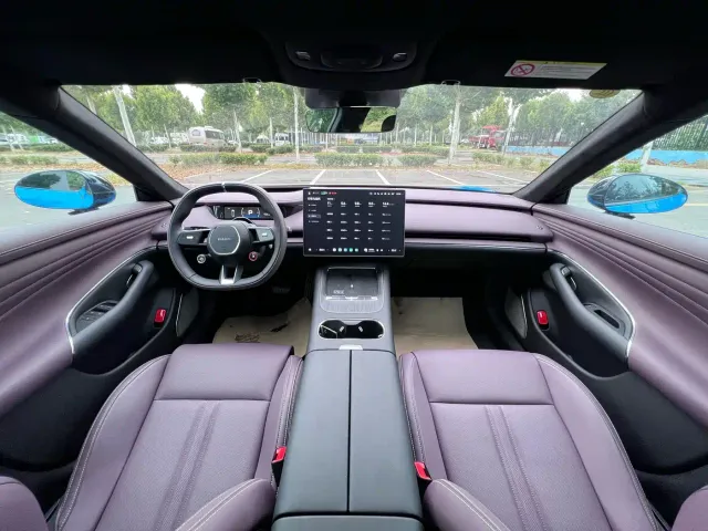 Xiaomi SU7 — Фото автомобиля 6