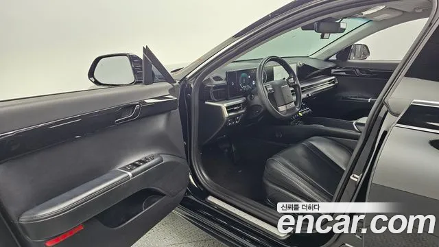 Hyundai Grandeur GN7 — Фото автомобиля 15
