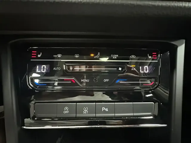 Volkswagen Touran 2021 Touran L 280TSI DSG Cross Edition 7-seater — Фото автомобиля 18