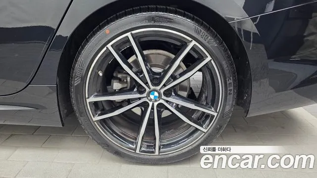 BMW 3-Series 3 серия (G20) 320i M Sport — Фото автомобиля 21