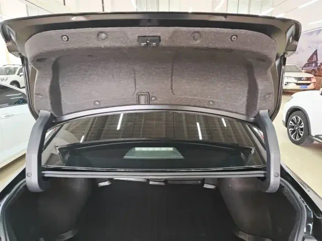 Nissan Teana — Фото автомобиля 17