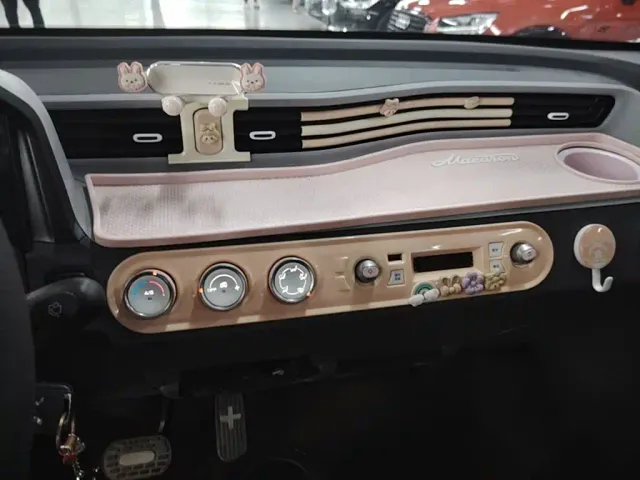 Wuling Hongguang Mini EV — Фото автомобиля 12