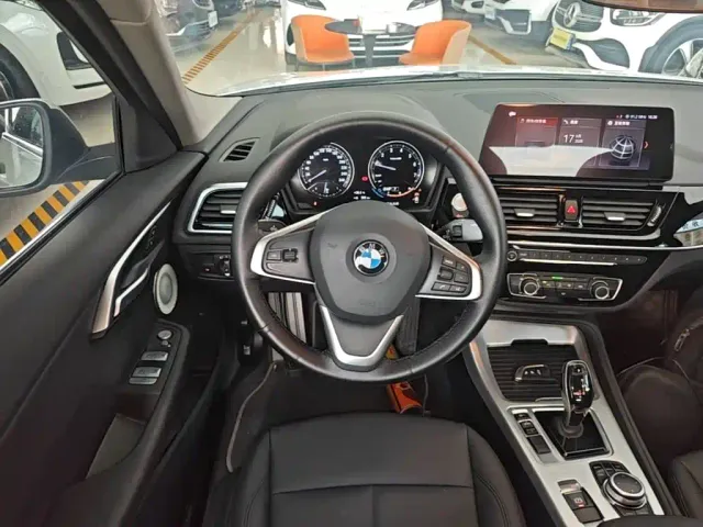 BMW 1 Series — Фото автомобиля 6