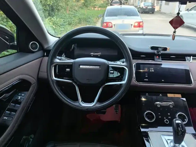 Land Rover Range Rover Evoque — Фото автомобиля 11