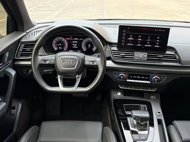 Audi Q5L — Фото автомобиля 7
