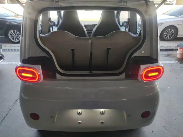 Wuling Hongguang Mini EV — Фото автомобиля 18