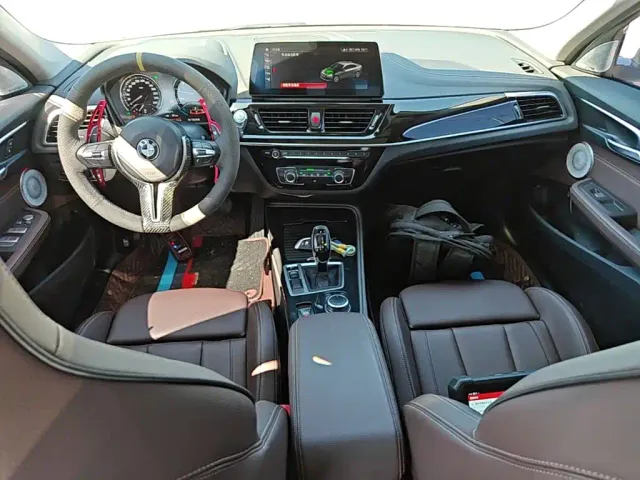 BMW 1 Series — Фото автомобиля 9