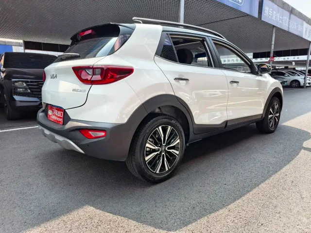 Kia KX1 — Фото автомобиля 8