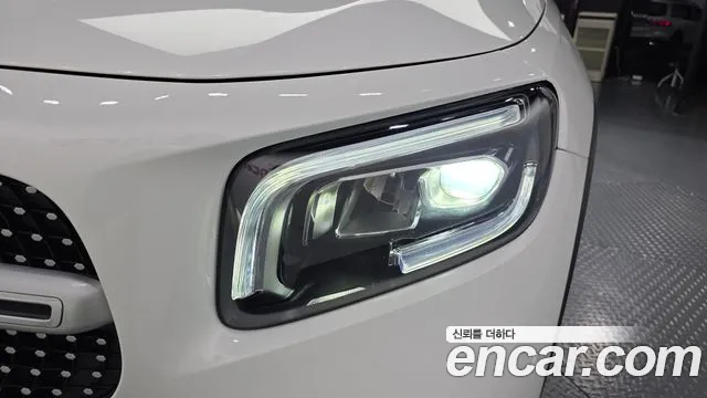 Mercedes-Benz GLB-Class — Фото автомобиля 21