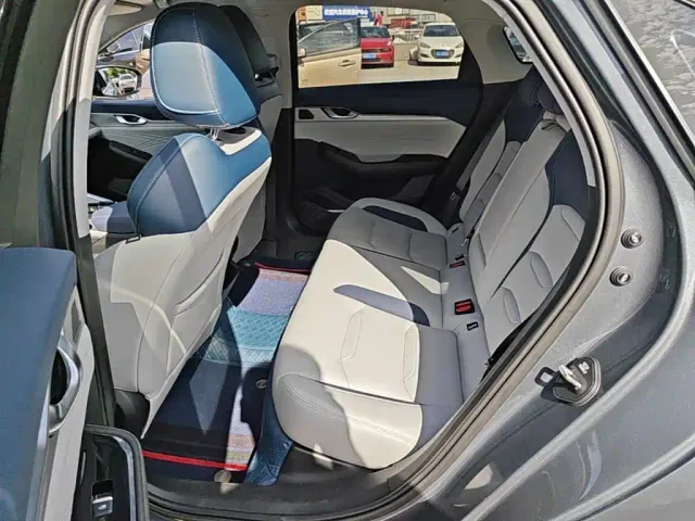 Geely Xingrui — Фото автомобиля 16