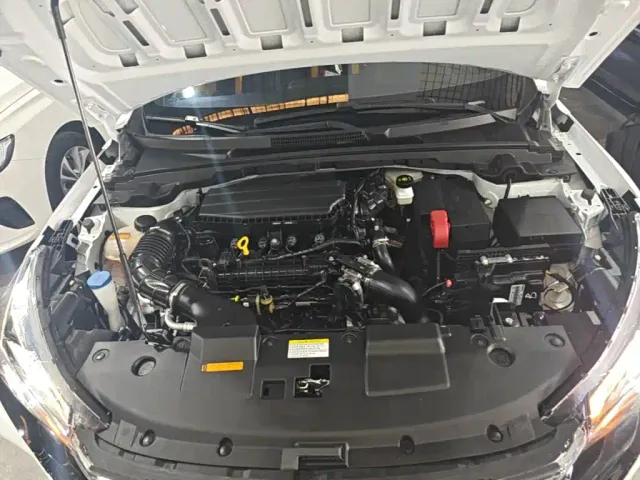 Dongfeng Yixuan — Фото автомобиля 19