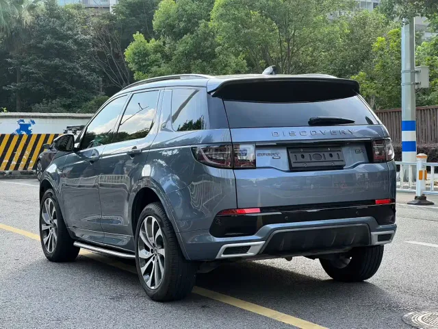 Land Rover Discovery Sport — Фото автомобиля 9