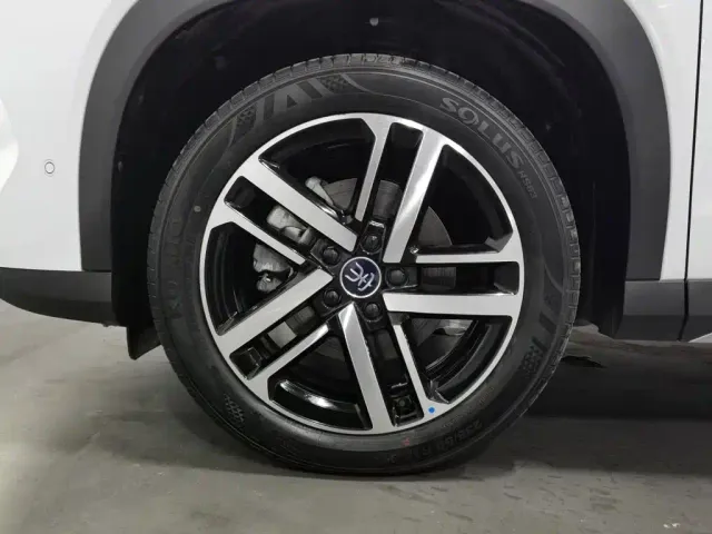 BYD Song L DM-i — Фото автомобиля 17