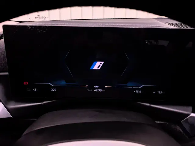 BMW i3 — Фото автомобиля 12