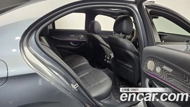 Mercedes-Benz E-Class W213 — Фото автомобиля 17