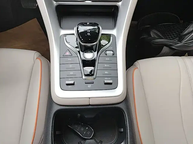 BYD Song Pro — Фото автомобиля 13