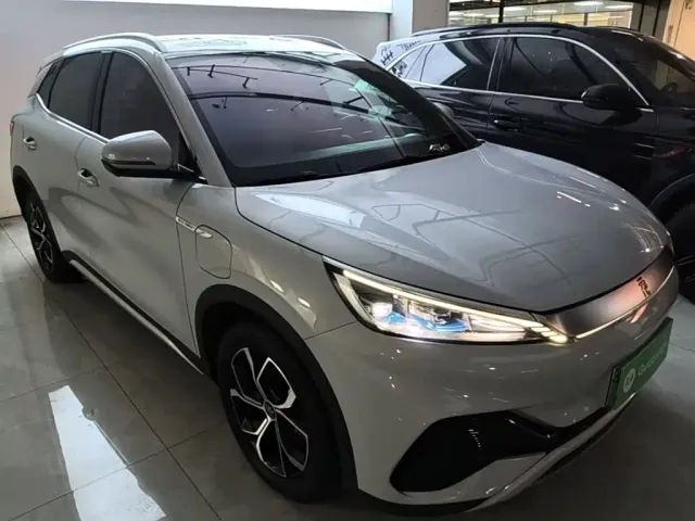BYD Yuan PLUS — Фото автомобиля 3